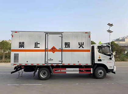 乐至爆破器材运输车