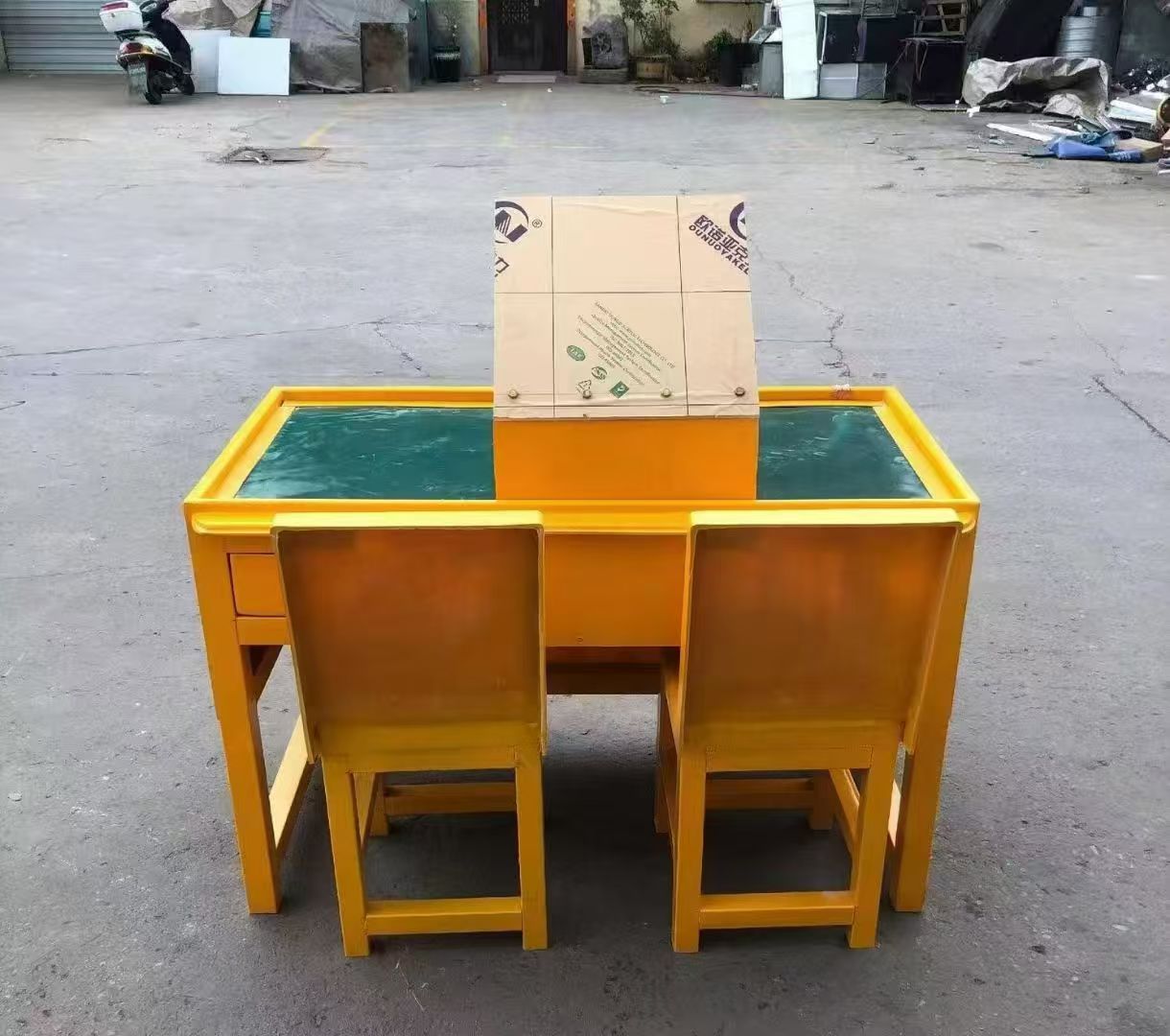 乐至防静电导通桌井下煤矿火工品发放桌：危险品流转的安全守护者